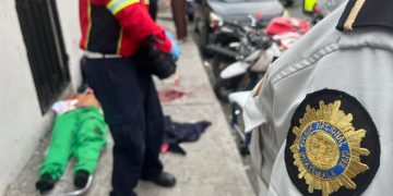 El detenido, identificado como Ismael N, de 24 años, resultó herido luego de enfrentarse a agentes policiales durante el operativo. / Foto: PNC