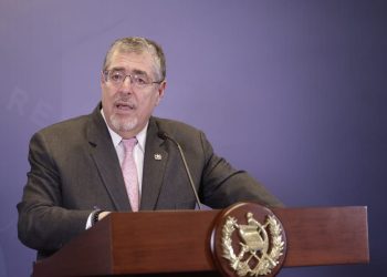 Presidente Bernardo Arévalo en la Ronda. / Foto: Dickens Zamora.