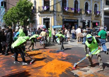 Limpia y Verde lidera la limpieza de más de 5 mil 400 alfombras en la ciudad