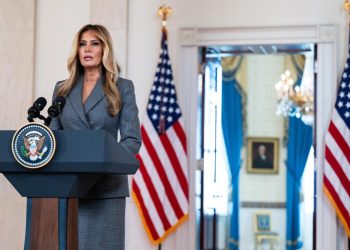 Melania Trump en su declaración ante medios sobre el caso Epstein. / Foto: EFE.