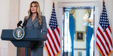 Melania Trump en su declaración ante medios sobre el caso Epstein. / Foto: EFE.