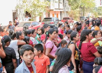 Entrega de cartas de compromiso del Bono Social fortalece el apoyo a familias de Chiquimula