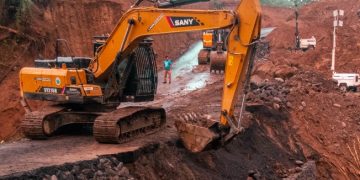 Covial intensifica trabajos para restablecer el paso en el km 189.5 de la ruta CITO-180, en San Felipe, Retalhuleu