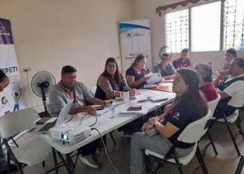 Firman convenio para coadyuvar a erradicar el trabajo infantil en Zacapa