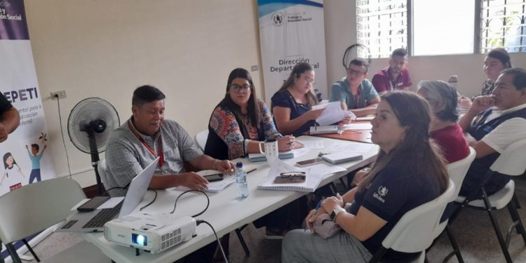Firman convenio para coadyuvar a erradicar el trabajo infantil en Zacapa