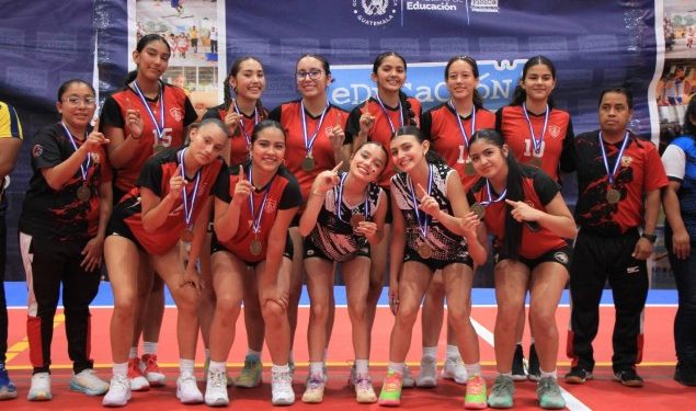 Sagrado Corazón y María Teresa se coronan campeones del voleibol escolar nacional en Retalhuleu