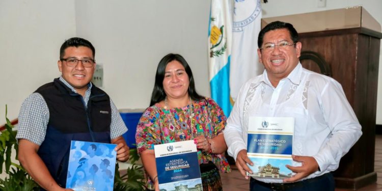 Gobiernos departamentales dan seguimiento a Política Nacional de Seguridad