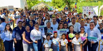 Lanzamiento oficial de la estrategia Nutrir es Avanzar en Santa Lucía Cotzumalguapa