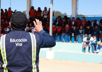 Programa Un Día con mi Comunidad de PNC llega a Sumpango