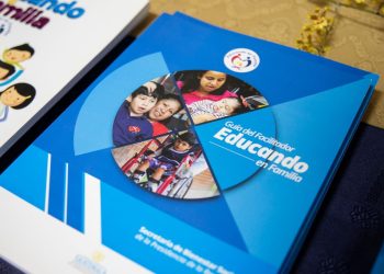 Alta Verapaz fortalece capacidades institucionales con taller del programa Educando en Familia