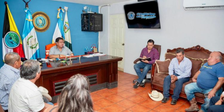 Compromiso para seguir impulsando un gobierno abierto, cercano y transparente en Chiquimula