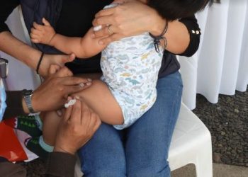 Ministerio de Salud trabaja estrategia de vacunación 0 con menores de 6 a 11 meses. (Foto: archivo)