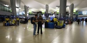 Las mejoras en el Aeropuerto Internacional La Aurora propiciaron la mejora de la calificación, al mejorar la experiencia de los usuarios.