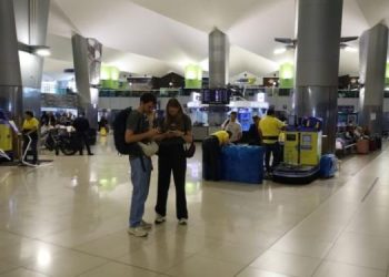 Las mejoras en el Aeropuerto Internacional La Aurora propiciaron la mejora de la calificación, al mejorar la experiencia de los usuarios.