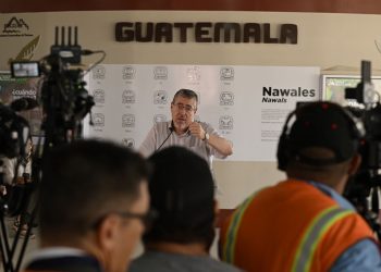 En conferencia de prensa, el presidente Bernardo Arévalo ratificó que el pueblo necesita darle buelta a la página del MP.