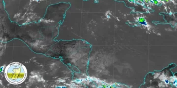 Paso de ondas del este en Guatemala./Foto: Insivumeh. / Foto: NOAA.
