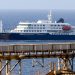 El crucero en el que se produjo el brote de hantavirus se encuentra frente a las costas de Cabo Verde.