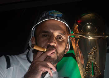 José Manuel “el Moyo” Contreras anuncia su retiro