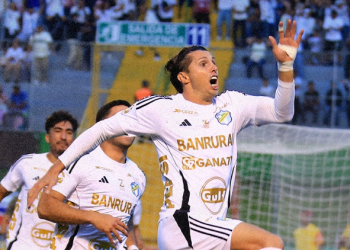 Comunicaciones elimina a Antigua GFC y se instala en semifinales del Clausura 2026