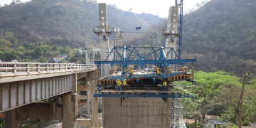 Puente Corozal avanza en su fase estructural./Foto: DGC.