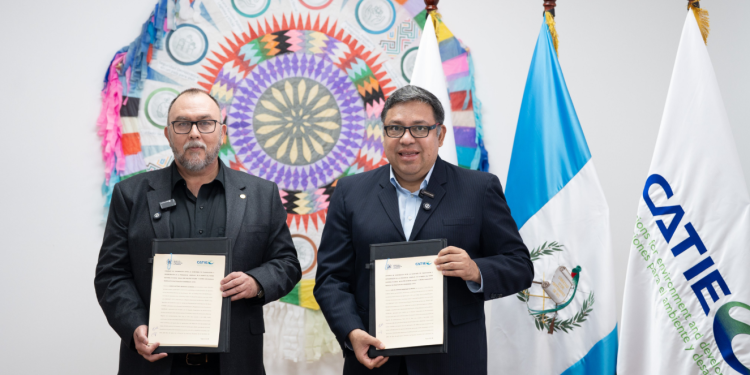 Segeplan y CATIE acuerdan impulsar educación especializada superior en Guatemala. / Foto: Segeplan.