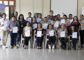 SBS y Mineduc certifican a nuevos facilitadores de Educando en Familia en Guatemala Occidente