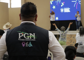 Los organizadores han previsto diversas dinámicas y actividades lúdicas para que las personas adultas mayores disfruten de una jornada amena. / Foto: PGN