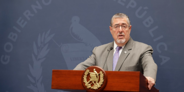 Presidente Bernardo Arévalo se refirió al próximo cambio al frente del MP. / Foto: Dickens Zamora.