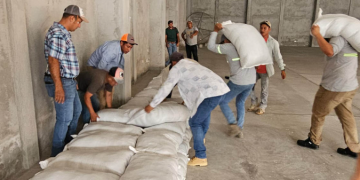 Entrega de alimentos por parte del MAGA. / Foto: MAGA.