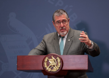 Presidente Bernardo Arévalo manifestó su compromiso en intensificar su trabajo. (Foto: Alex Jacinto)