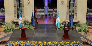 UE pide seguridad jurídica y estabilidad democrática en Guatemala para más inversión