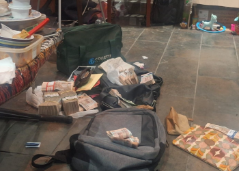 Dinero incautado en allanamiento. / Foto: PNC