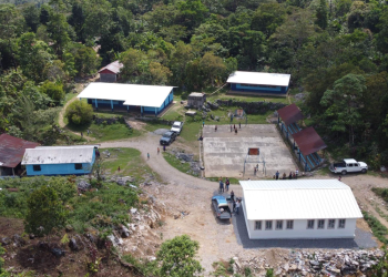 Módulo prefabricado brinda un nuevo espacio a estudiantes de San Pedro Carchá, Alta Verapaz./Foto: UCEE.