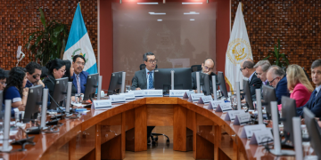 Minfin y Banco Mundial concluyen evaluación para mejorar el uso del dinero público