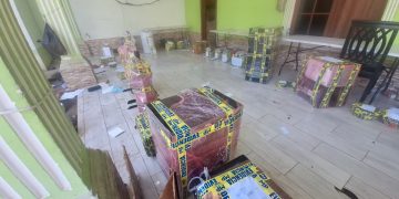 Durante el operativo en narcolaboratorio se encontraron bultos con droga ya empacada.