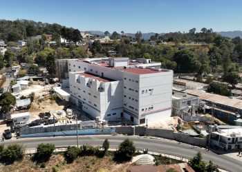El Ministerio de Salud avanza con el equipamiento del Hospital Regional de Sololá.