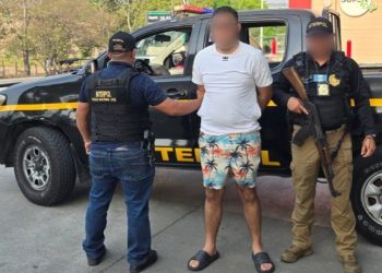 Autoridades policiales capturan al extraditable número 26 del 2026.