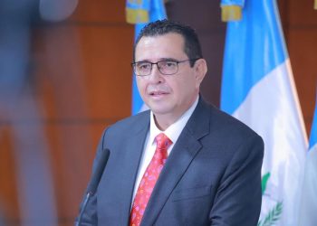 El nuevo fiscal general, Gabriel García Luna, durante la primera conferencia de prensa en el Ministerio Público. Foto: MP en X