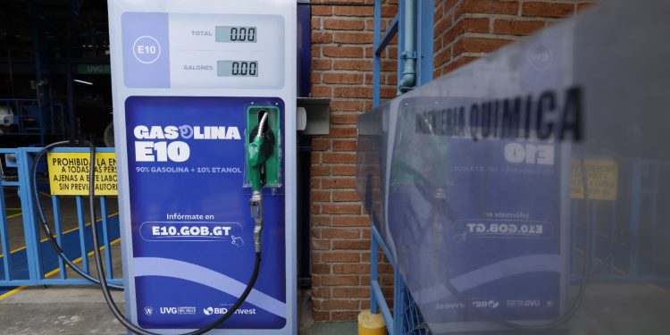 El MEM y la UGV expusieron los resultados luego de que varios motociclistas experimentaran el uso de la gasolina E10.