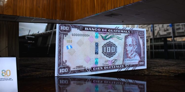 Banguat conmemora sus 80 años con una edición especial del billete de 100 quetzales