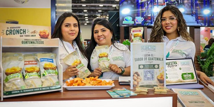 Empresarios guatemaltecos participan en Expo ANTAD, México