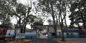 Director de Epidemiología del Ministerio de Salud afirma que el riesgo de contagio de ébola en Guatemala es bajo.