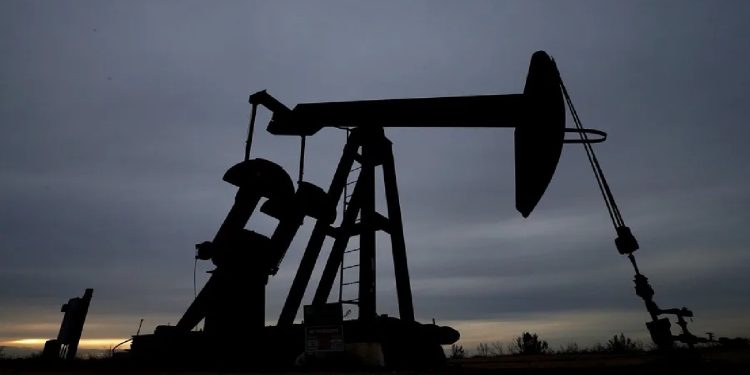 El conflicto en Oriente Medio continúa siendo lo que presiona al alza los precios internacionales del petróleo.