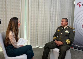 El ministro de la Defensa, Henry Sáenz, durane una de las entrevistas concedidas en Miami, Florida.