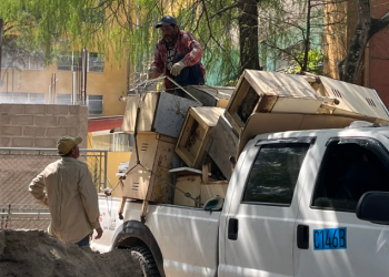 Hospital Roosevelt llevó a cabo la venta de bienes muebles inservibles. (Foto: Hospital Roosevelt)