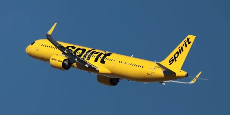 La aerolínea de bajo coste estuvo presente durante 33 años. /Foto: EFE
