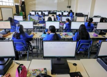 Mineduc incluye aparatos tecnológicos en programas de útiles escolares y valija didáctica. (Foto: DCA)