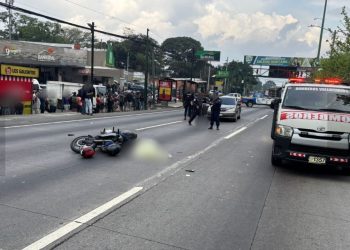 PNC se enfrenta a motoladrones en ruta Interamericana. / Foto: PNC.