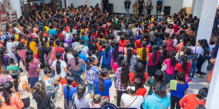 Entregan bono social a familias vulnerables de Conguaco, Jutiapa