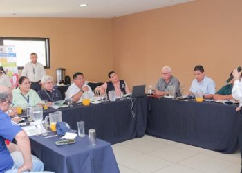 Mineduc fortalece coordinación para seguimiento al programa de alimentación escolar en Chiquimula